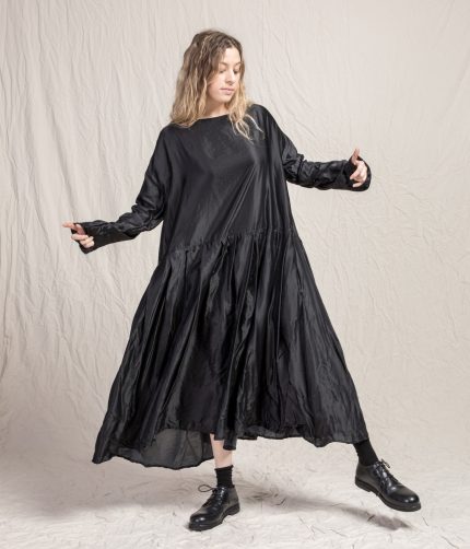PLEATED BOATNECK DRESS SC