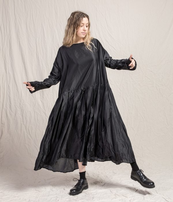 PLEATED BOATNECK DRESS SC